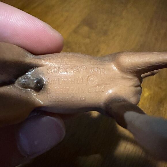 Schleich Hanoverian Horse Foal Brown Plastic Animal Figure Barn Farm Life 2012 - Picture 7 of 9